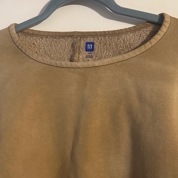 GAP YZY Tan Oversized Women's Top - Picture 5 of 6